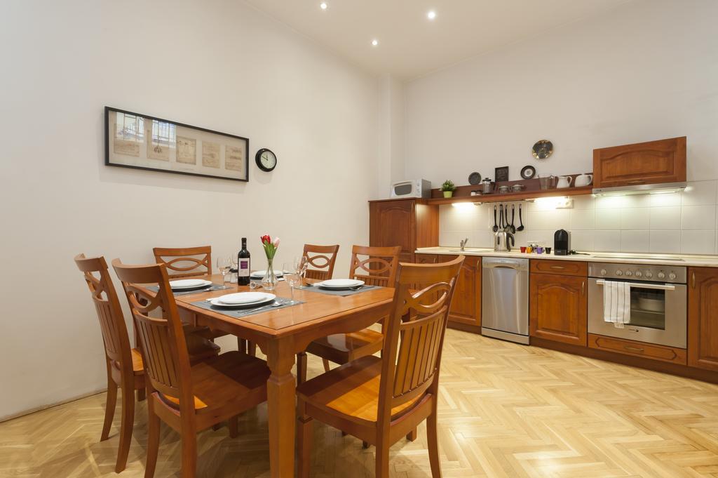 Liszt Ferenc Boutique Apartment Budapeste Exterior foto